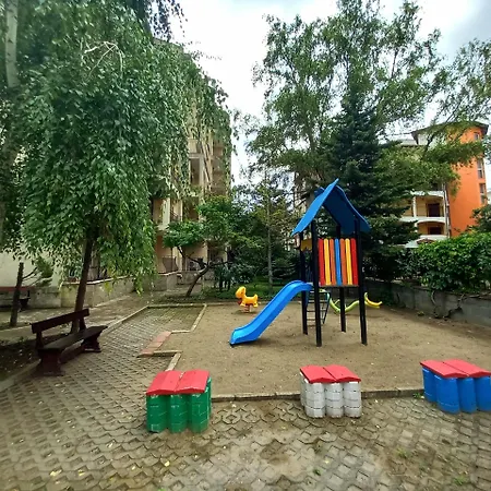 Rose Village Private * Slăntjev Brjag